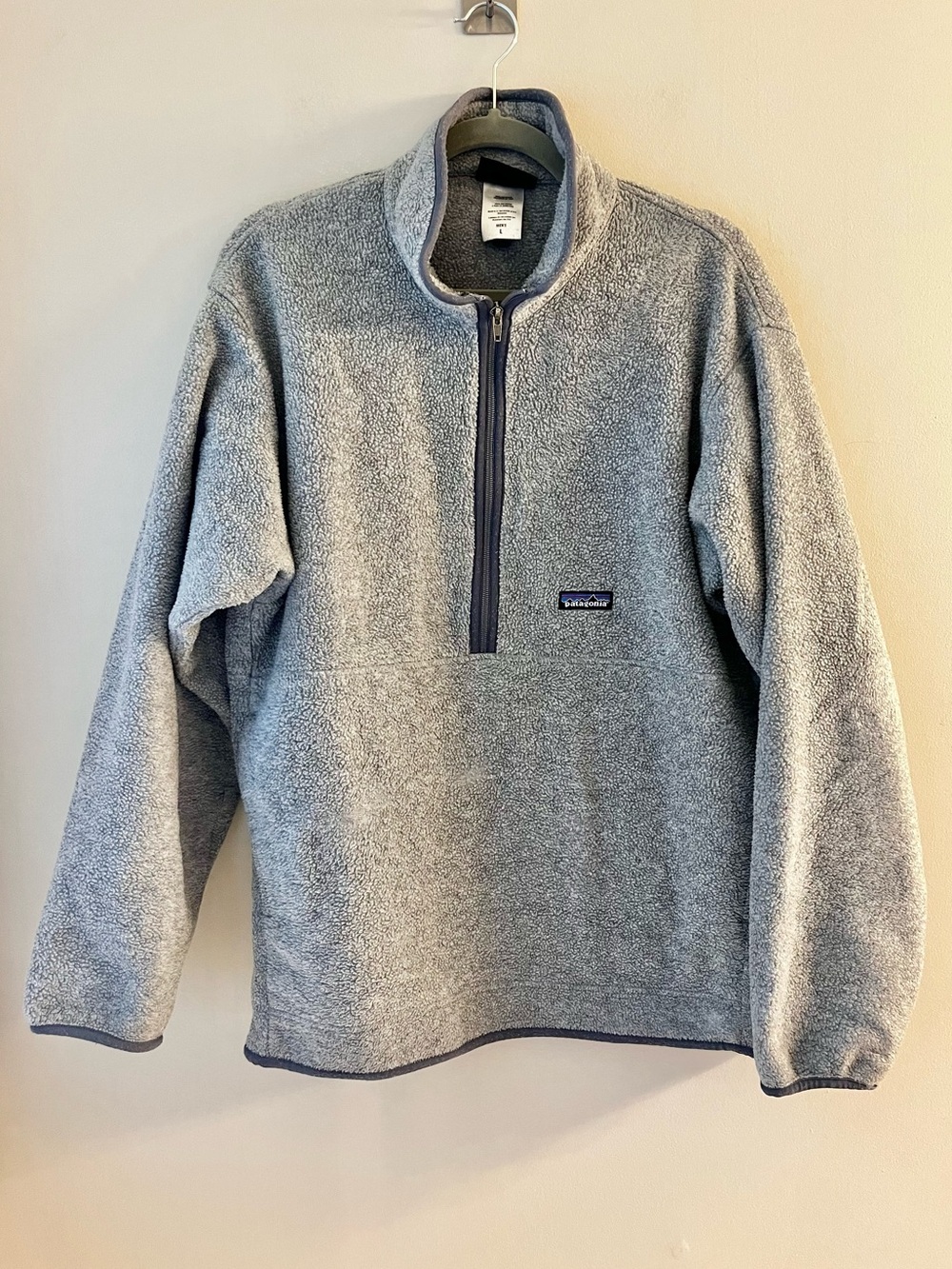Patagonia Synchilla Gray Fleece Marsupial Single Pocket Pullover Sweatshirt